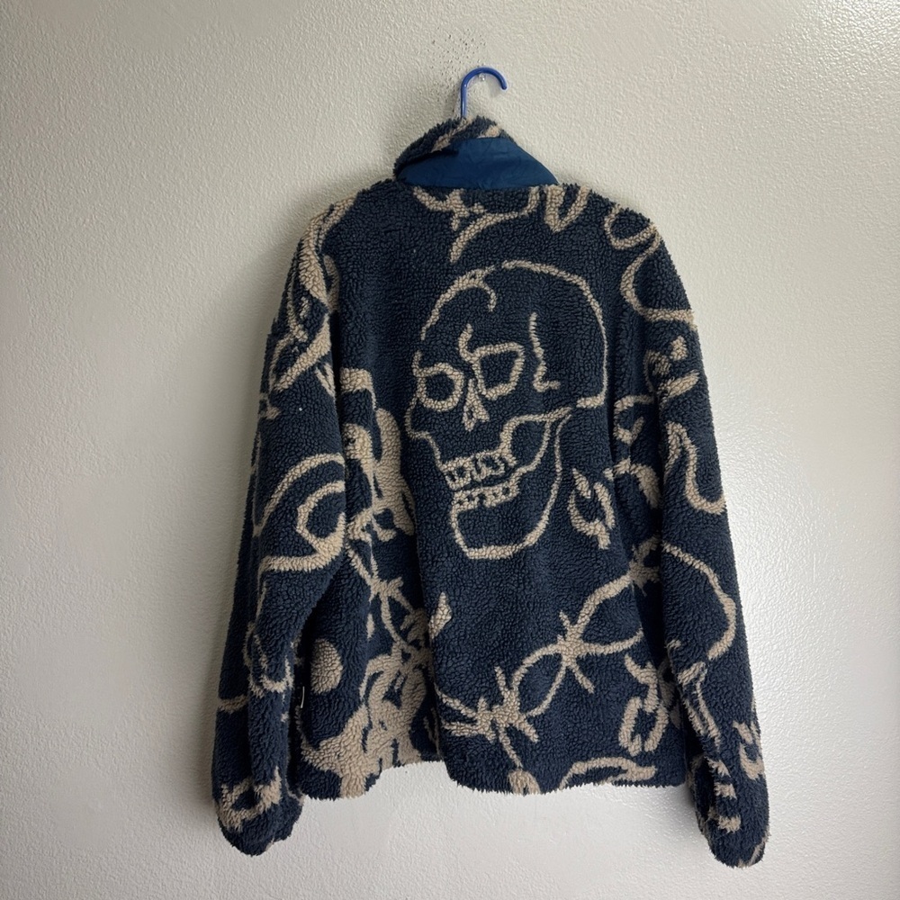 Urban Outfitters Sherpa Skull Jacket Size Large